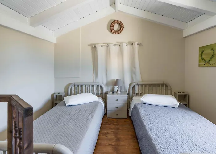 Elia Διαμέρισμα *