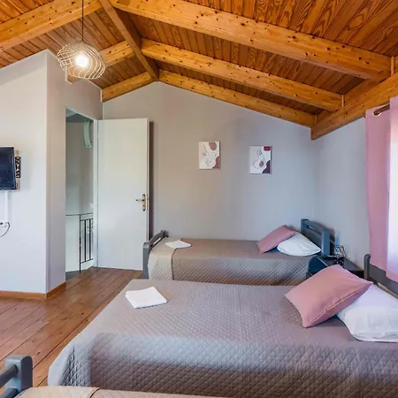 Elia Apartment